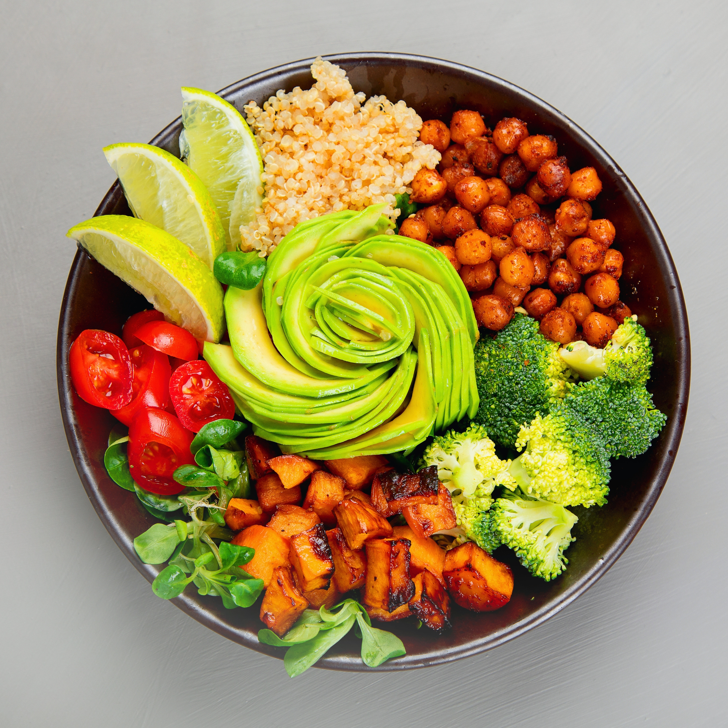 Vegetarische 15-Minuten Bowl